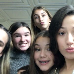 Meet your Posher, Nina